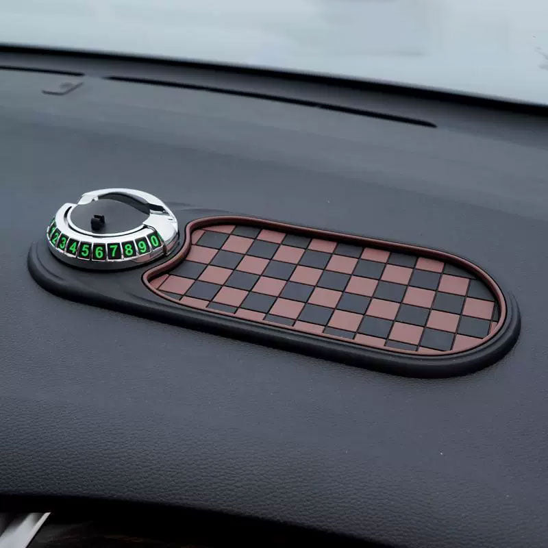 Multifunctionele anti-slipmat voor in de auto